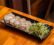O-4, BBQ Pork and Spring Onion